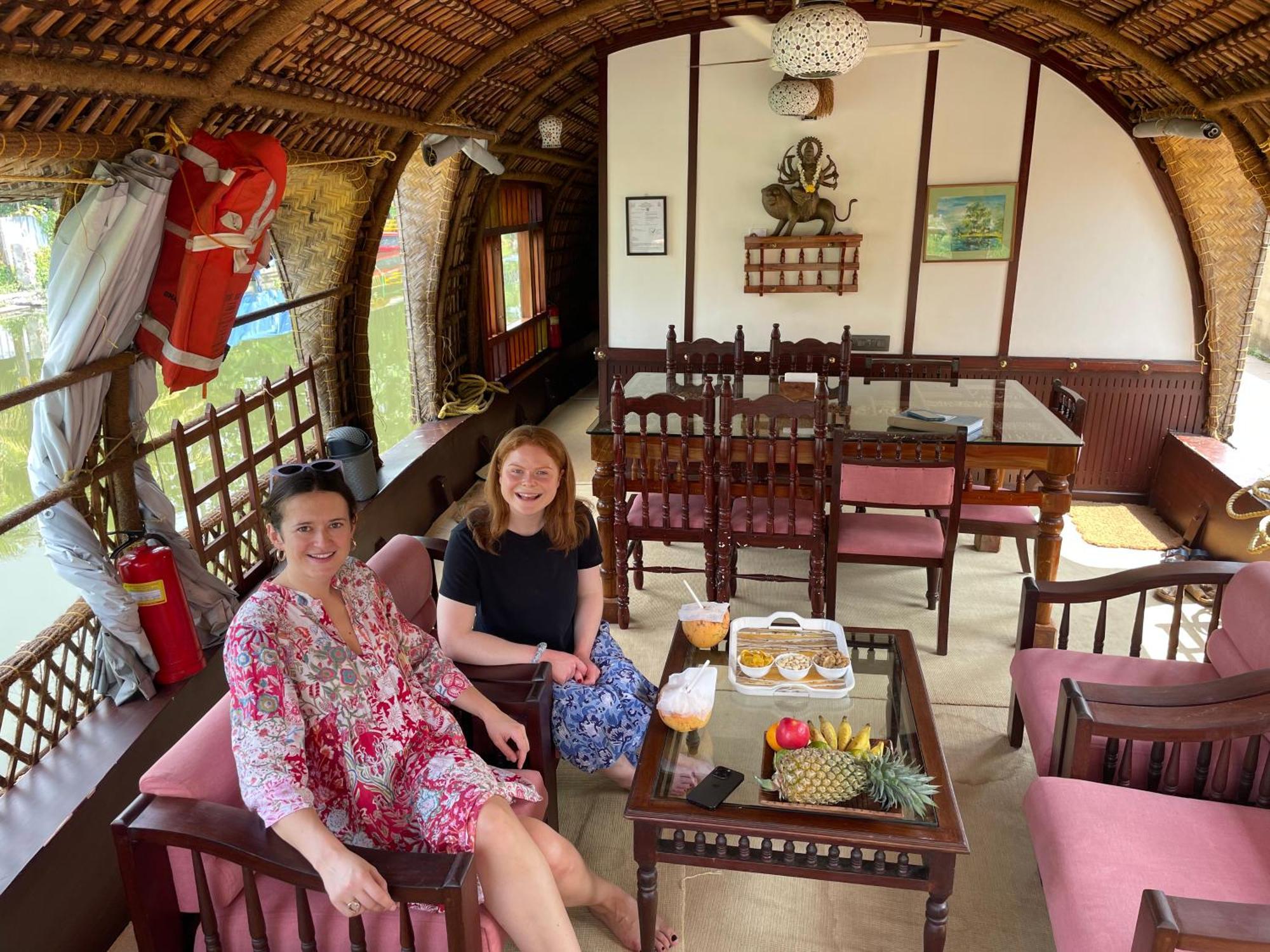 Отель Thara'S Houseboat Alappuzha Экстерьер фото